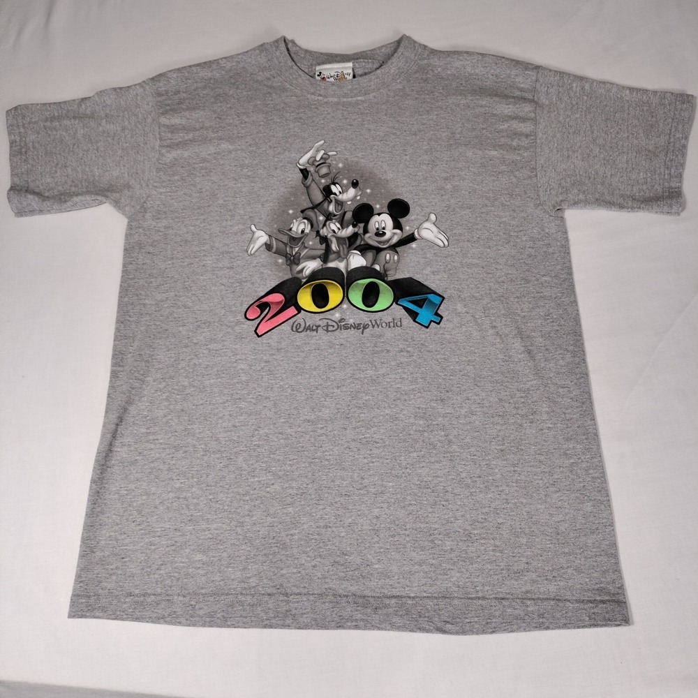 Walt Disney World 2004 T Shirt Kids XL Gray Mickey Goofy Pluto Donald